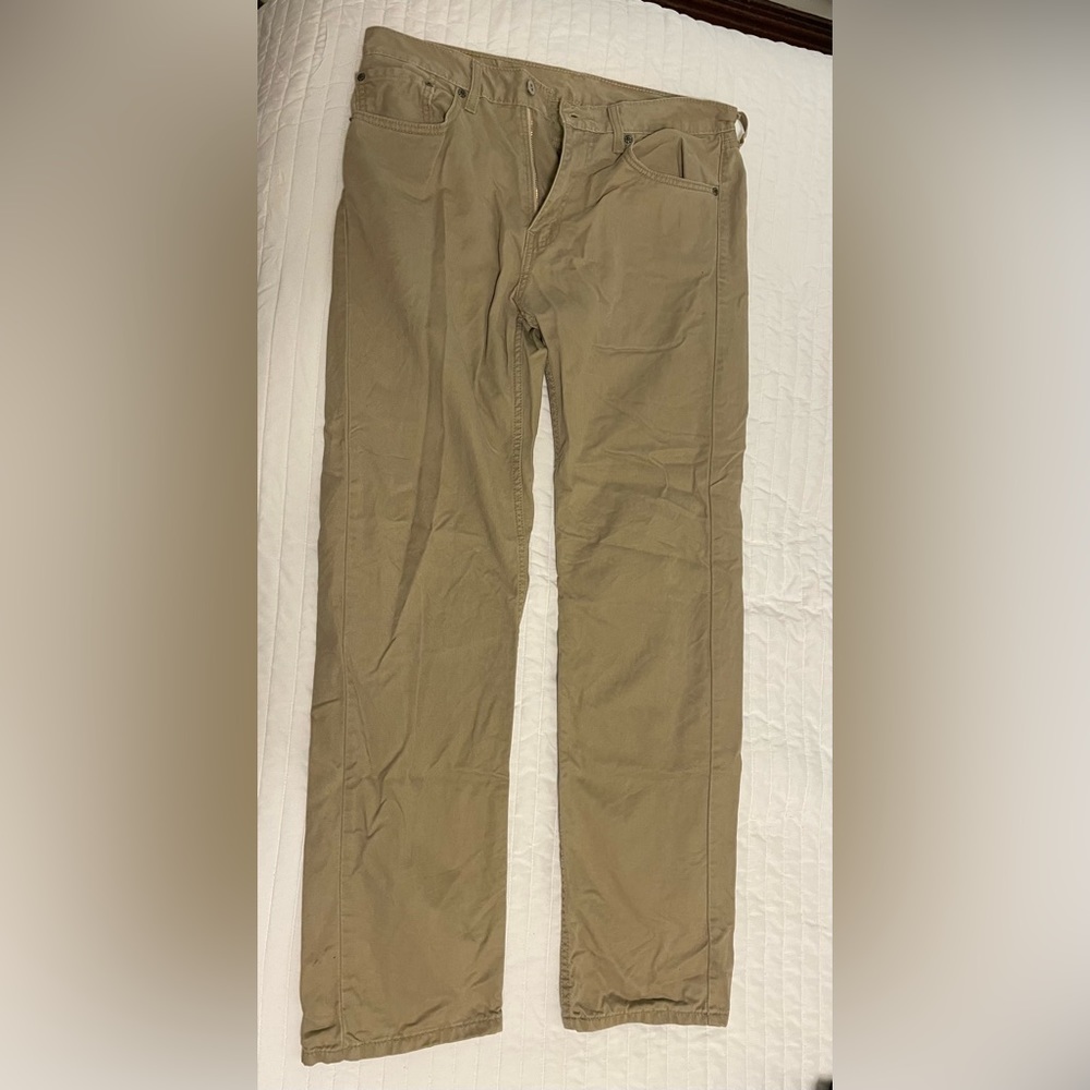 Levi’s Khaki Jeans